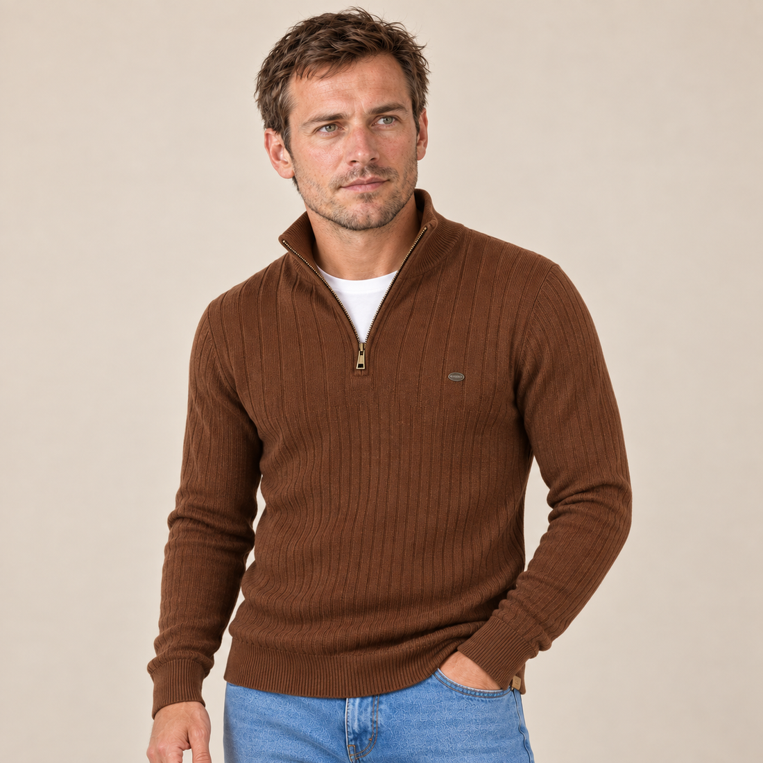 Sweter męski prążkowany z kominem i krótkim zamkiem