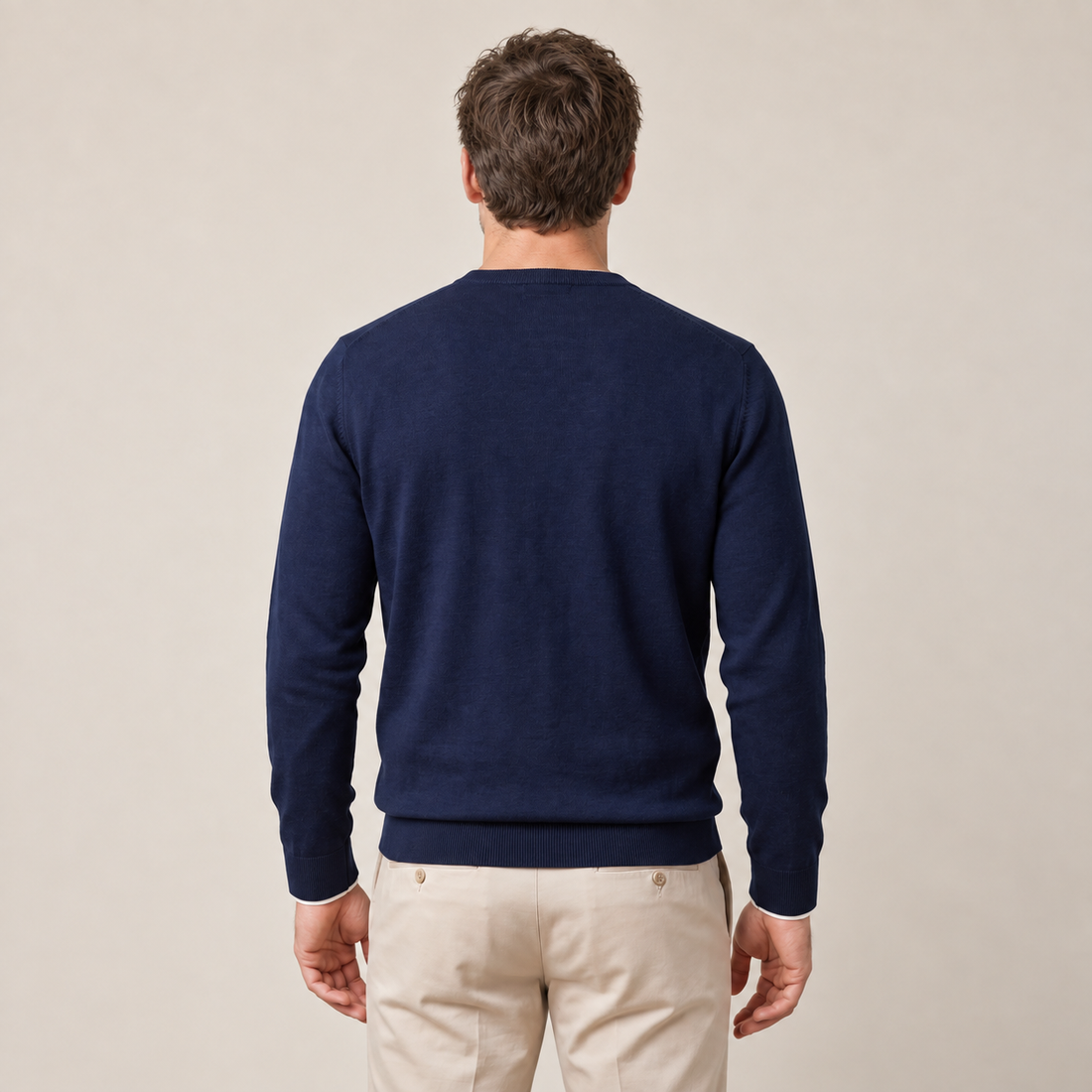 Sweter męski z cienkiej dzianiny z okrągłym dekoltem