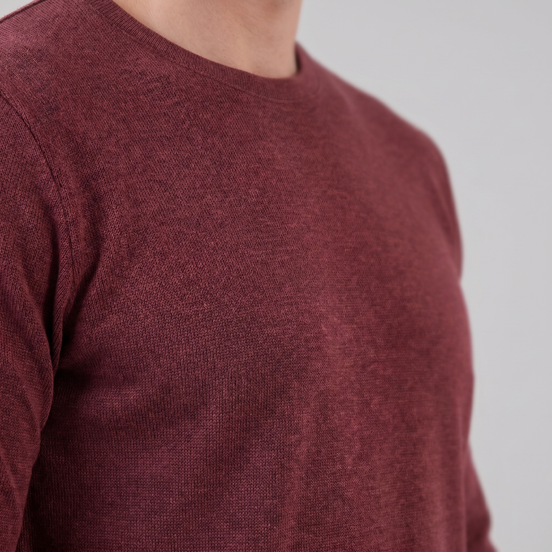 Sweter męski z okrągłym dekoltem i długim rękawem