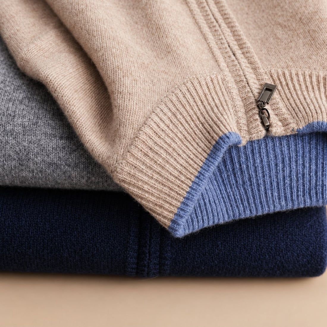 Stylowy i wygodny sweter męski na zamek