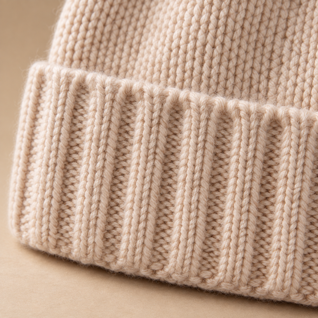 Czapka beanie męska prążkowana z kaszmiru
