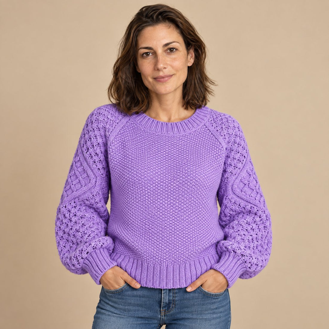 Sweter damski w warkocze z bufiastymi rękawami