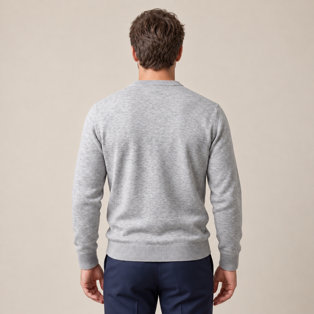 Sweter męski z cienkiej dzianiny z okrągłym dekoltem