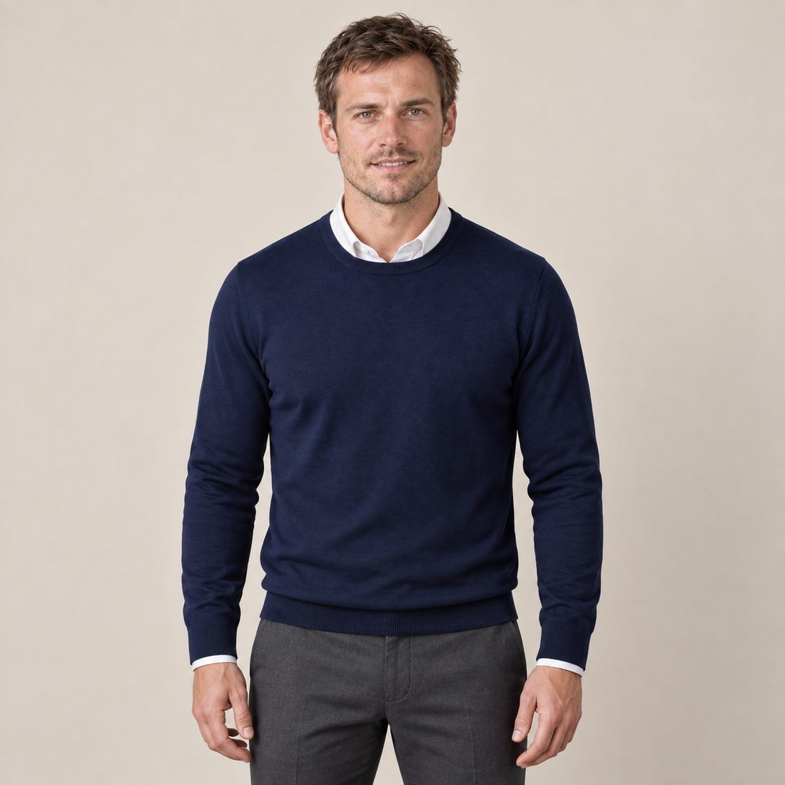 Sweter męski z cienkiej dzianiny z okrągłym dekoltem