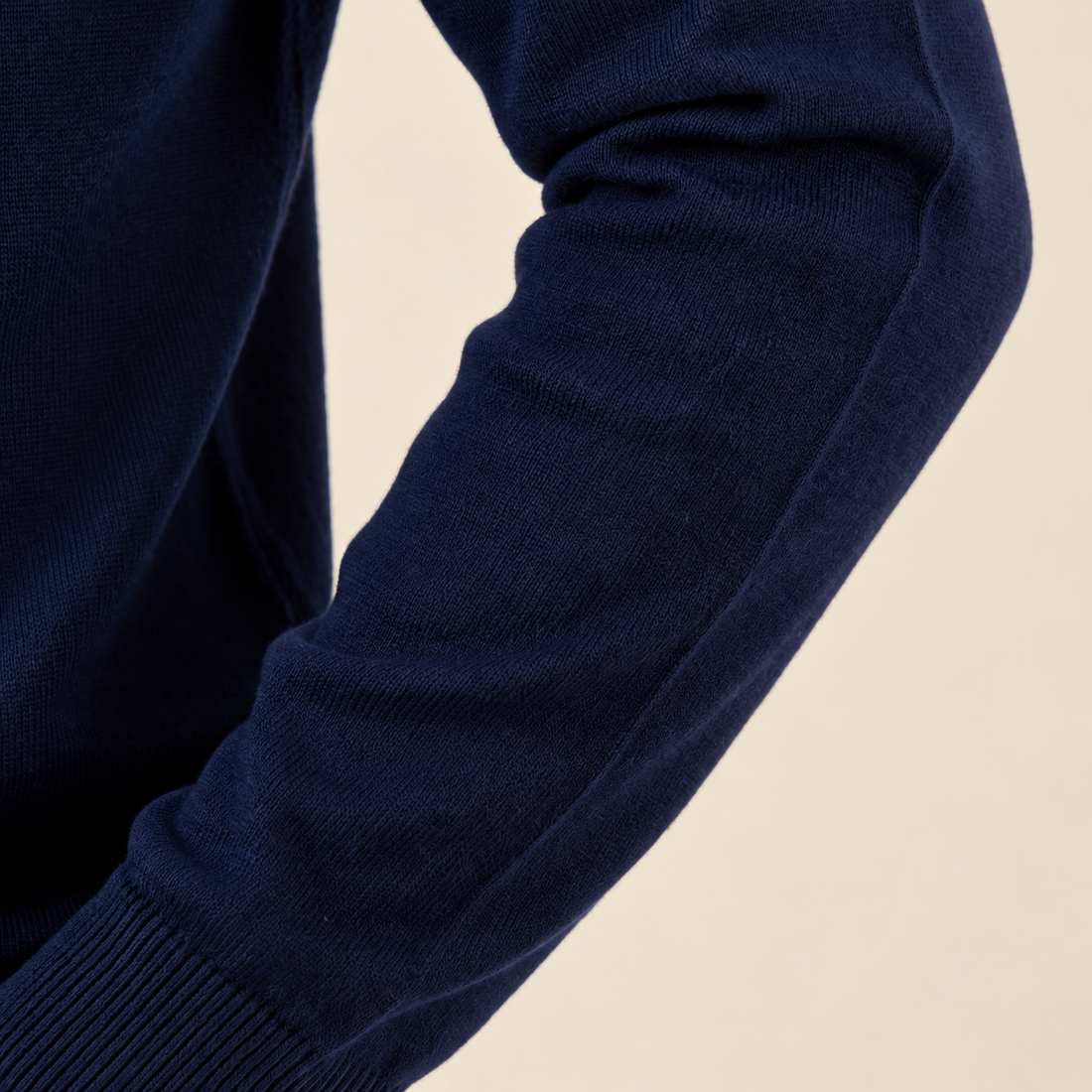 Granatowy sweter męski z krótkim zamkiem