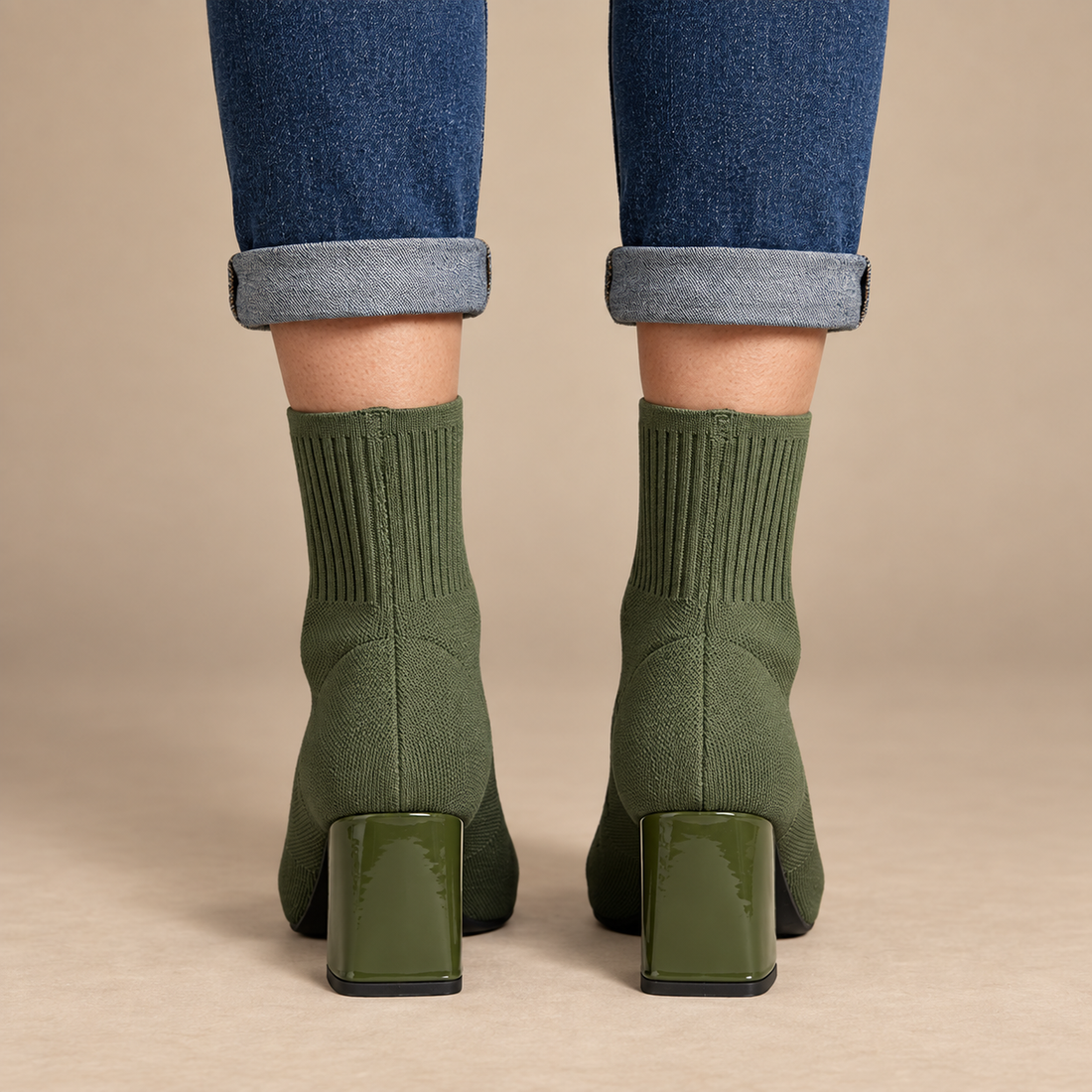 Botki damskie z prążkowaną elastyczną cholewką na jesień
