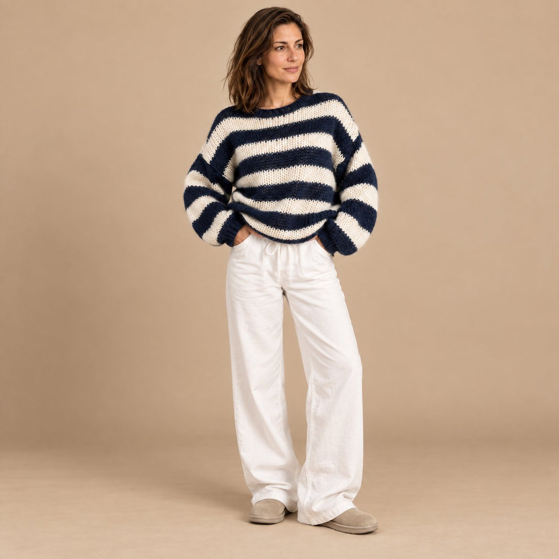 Sweter damski oversize w paski z długim rękawem