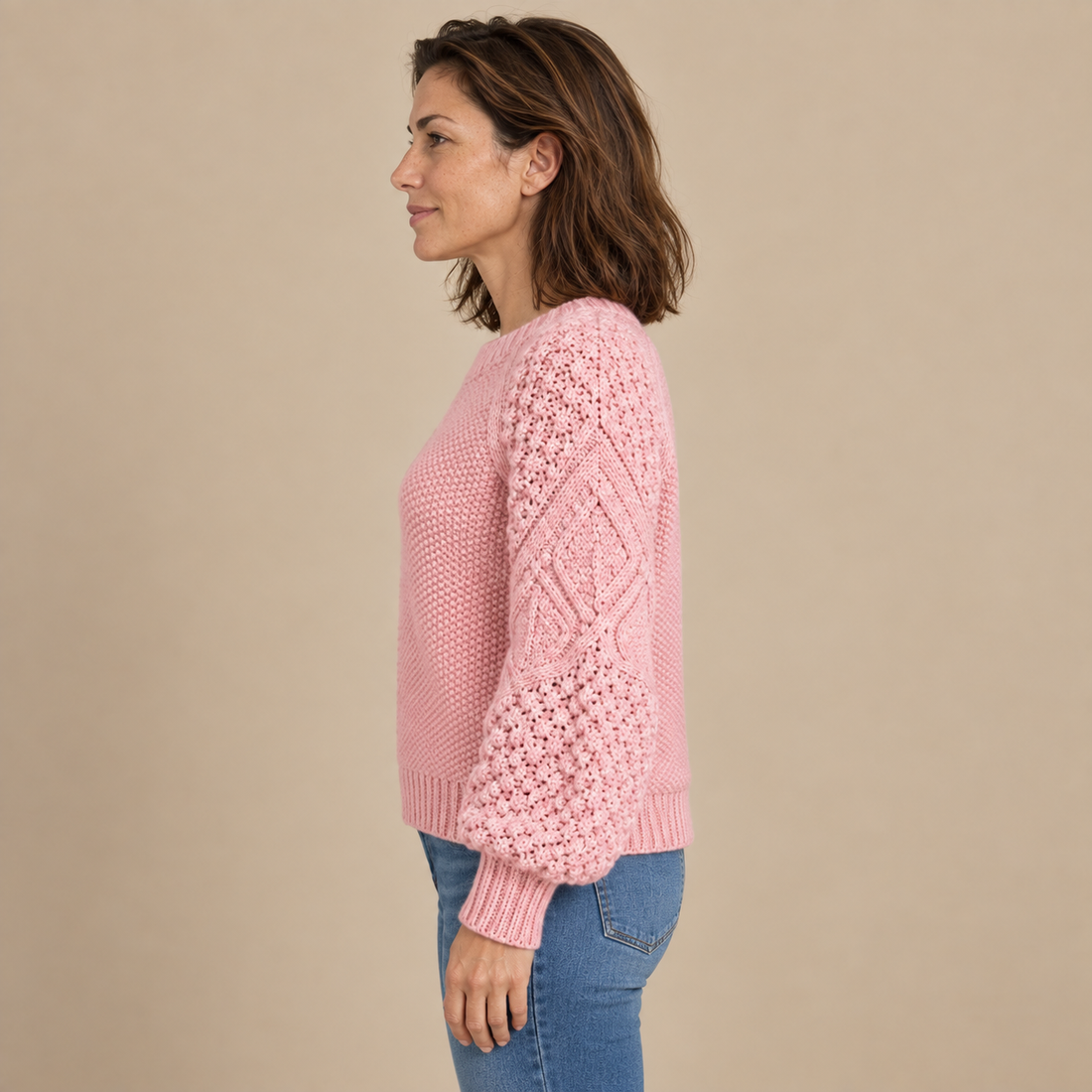 Sweter damski w warkocze z bufiastymi rękawami