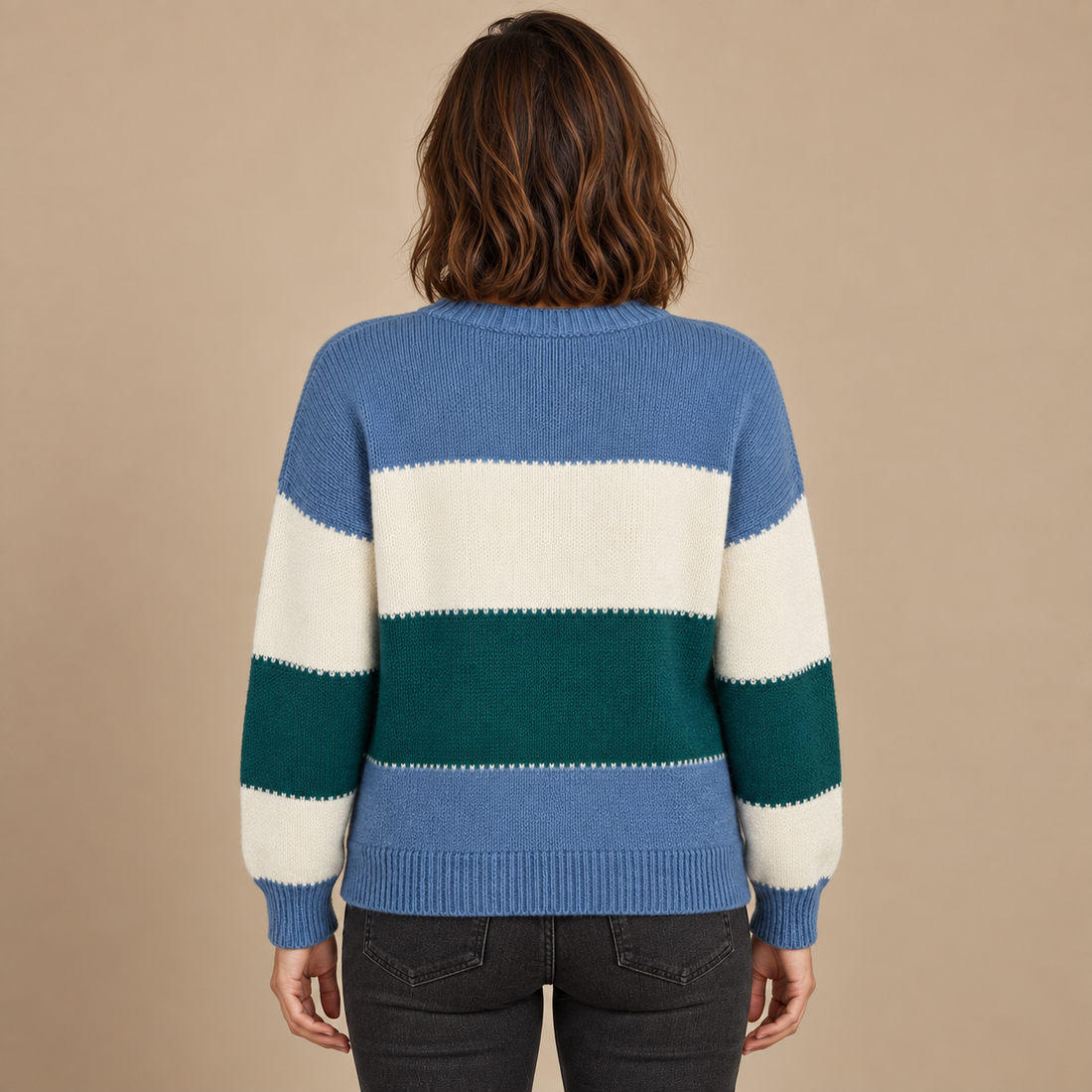 Sweter damski w paski z okrągłym dekoltem