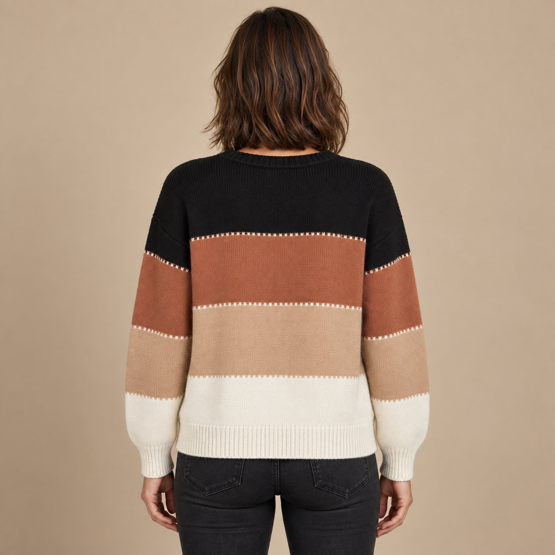 Sweter damski w paski z okrągłym dekoltem